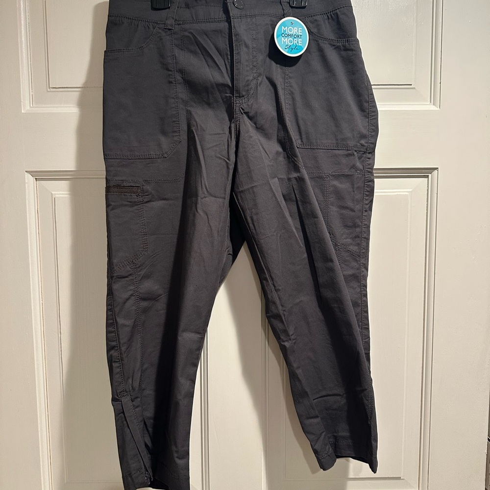 Lee Women's Dark Gray Capris